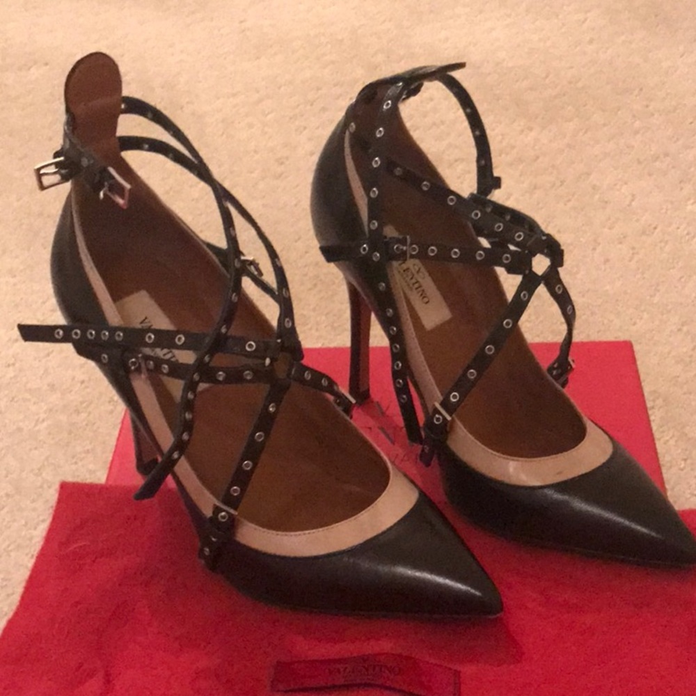 Authentic Valentino Pumps
